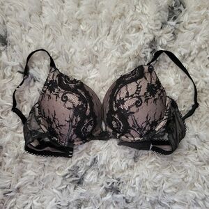 Victoria's Secret Women's Black Lace Push-Up Bra